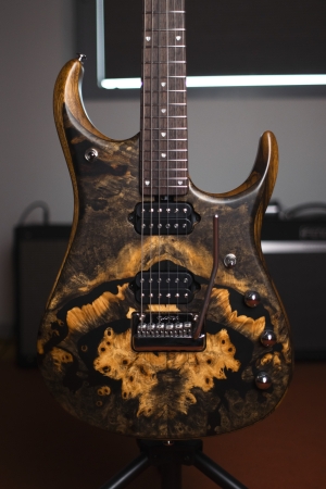 Ernie Ball Music Man JP15 - Butterscotch Burl BFR