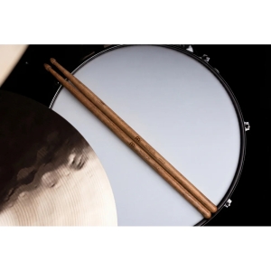 MEINL • 2B Waxed American Hickory SB703 • Палки за барабани